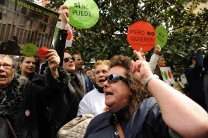 Vecin@s que han acudido a la manifestación