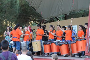 Uno de los concierto de la Escuela de Samba RaKaTui de Vallecas