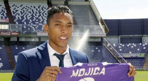 Presentación de Johan Mojica en el Estadio José Zorrilla