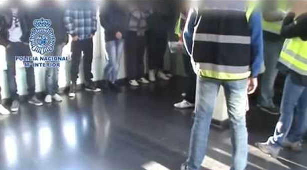 Detenidos varios jóvenes por protagonizar una pelea en Puente de Vallecas