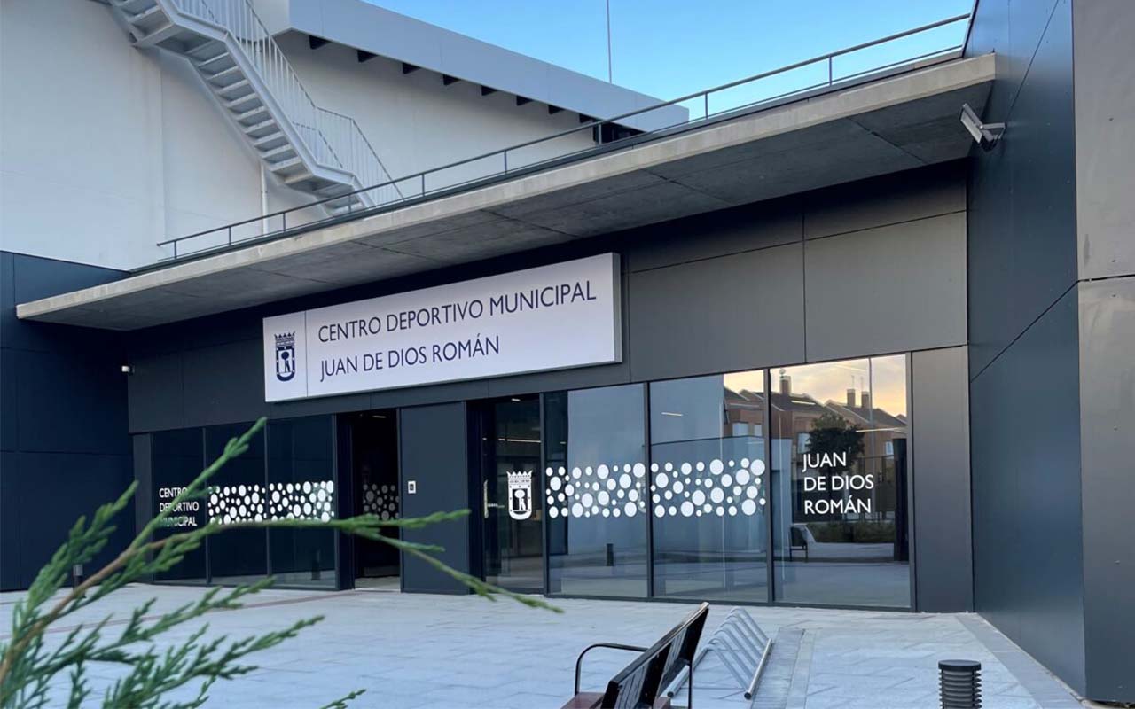 Inaugurado el nuevo Centro Deportivo Municipal Juan de Dios Román en el Ensanche de Vallecas