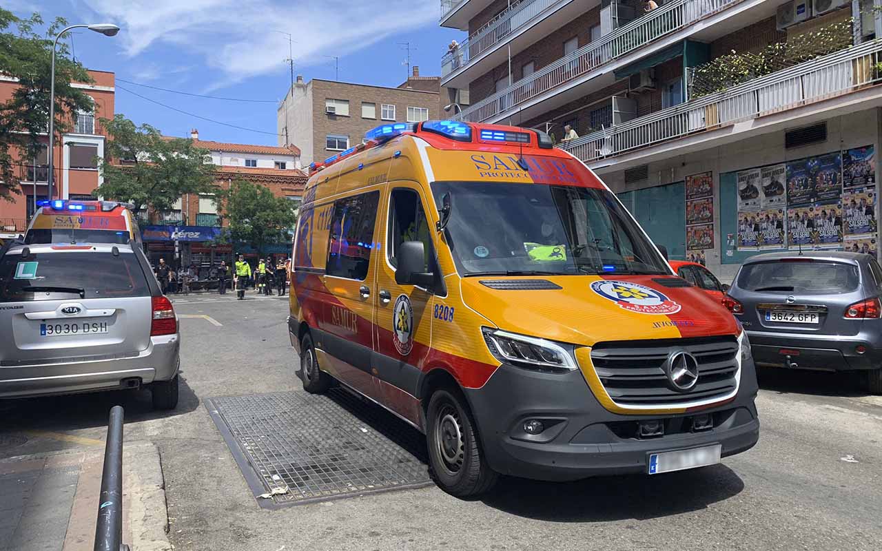 Apuñalan a un menor de 14 años a la salida del colegio en Puente de Vallecas