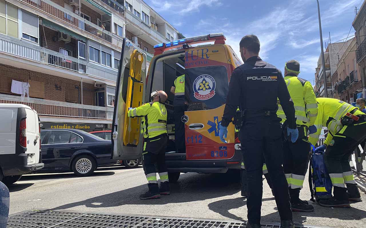 Detenidos tres menores implicados en el apuñalamiento de un chico en Puente de Vallecas