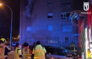 Los bomberos sofocan dos incendios en viviendas del distrito de Puente de Vallecas