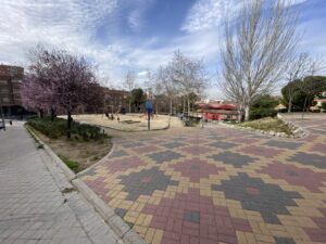 Parque junto a la calle del Pico de la Maliciosa