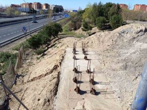 Base de apoyo y estribos para la nueva pasarela